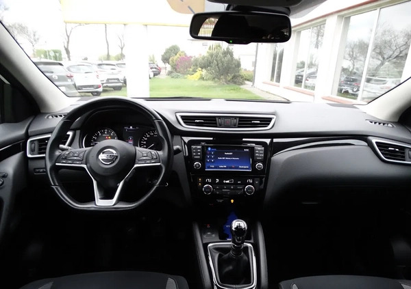 Nissan Qashqai cena 79900 przebieg: 49543, rok produkcji 2018 z Brzeszcze małe 106